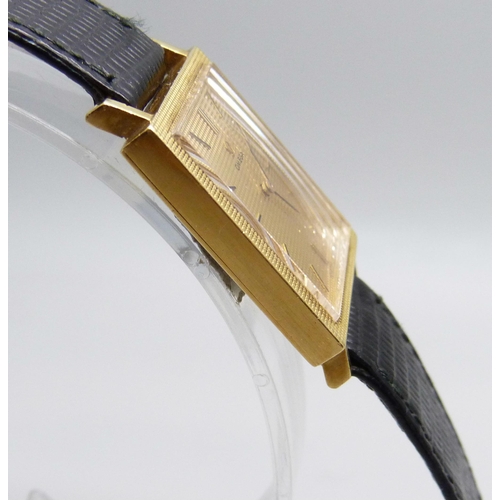 1009 - A gentleman's 18ct gold cased Omega dress wristwatch on a leather watch strap with Omega buckle, 234... 