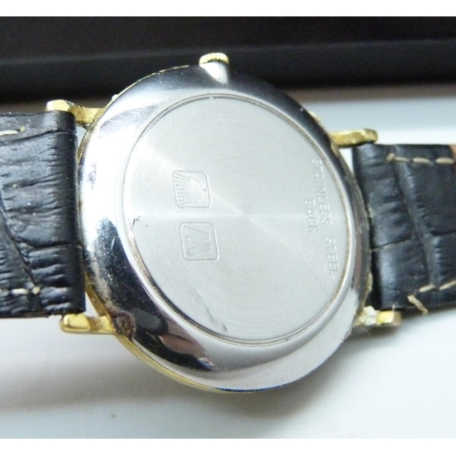 1049 - A gentleman's Longines quartz wristwatch on a leather strap, boxed