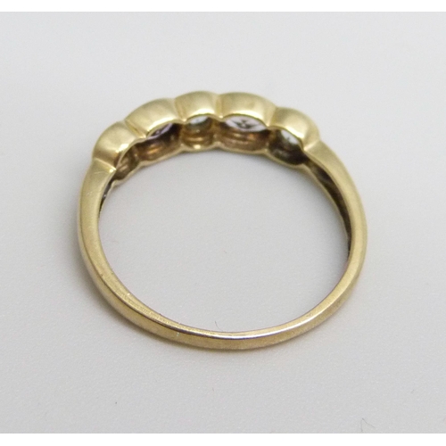 1097 - A 9ct gold, stone set ring, 2.3g, R