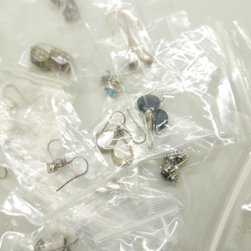 1161 - Twenty-five pairs of silver earrings