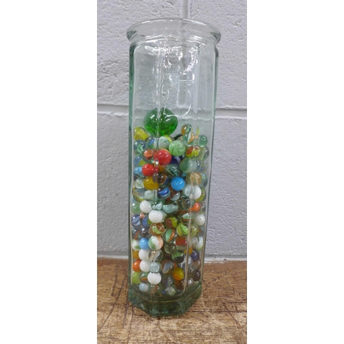 1230 - A jar of marbles **PLEASE NOTE THIS LOT IS NOT ELIGIBLE FOR IN-HOUSE POSTING AND PACKING**