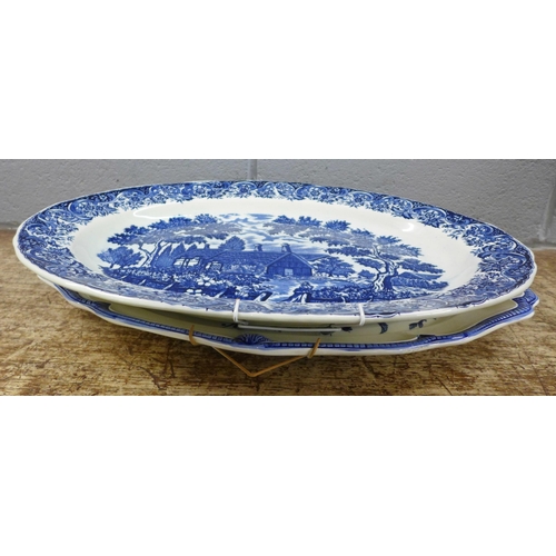 1233 - Two blue and white meat plates **PLEASE NOTE THIS LOT IS NOT ELIGIBLE FOR IN-HOUSE POSTING AND PACKI... 