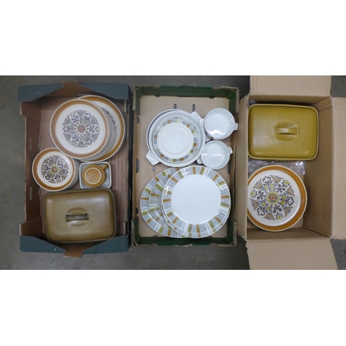 1265 - Two boxes of Langley dinner and tablewares and a box of Meakin Sienna dinnerwares **PLEASE NOTE THIS... 