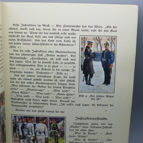 621 - A 1930s German collectors card album, from The Old Army