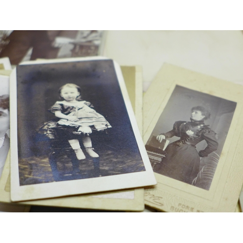 632 - Over 60 cabinet cards and carte de visite