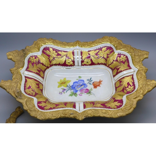 633 - A Meissen ceremonial centrepiece/bowl, rectangular shape, heavily gilded, handles broken and only on... 