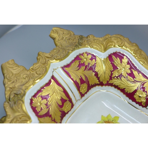 633 - A Meissen ceremonial centrepiece/bowl, rectangular shape, heavily gilded, handles broken and only on... 