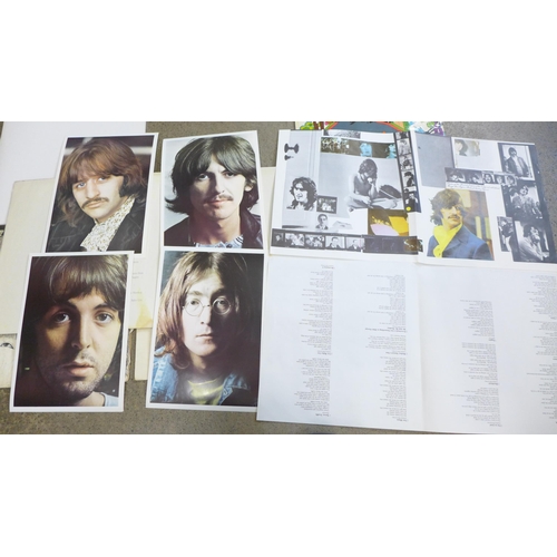 702 - Five original The Beatles LP records including numbered White Album 273687 and White Album re-issue ... 