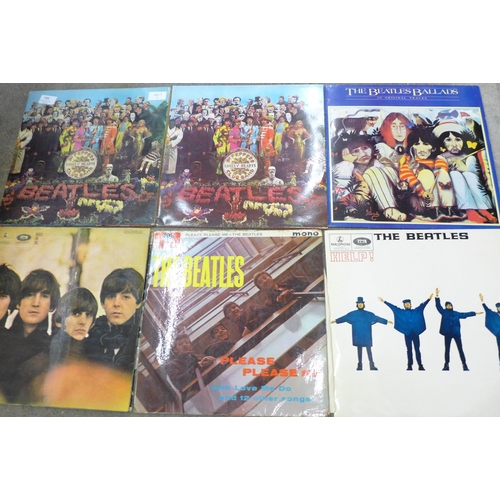 732 - Fourteen The Beatles and solo LP records