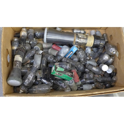 737 - A collection of radio valves mixed sizes including two very large VCR 97 1940s TV tubes **PLEASE NOT... 