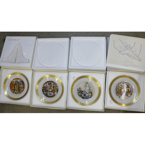 740 - A set of twelve Goebel Hans Christian Andersen plates, boxed