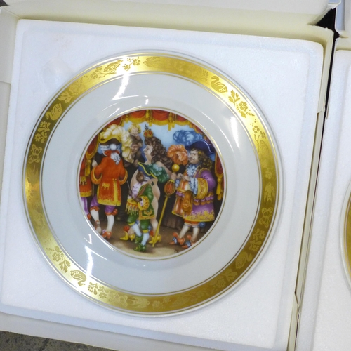 740 - A set of twelve Goebel Hans Christian Andersen plates, boxed