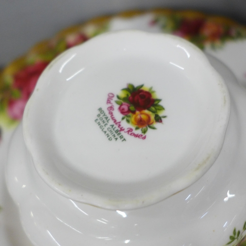 790 - A Royal Albert Old Country Roses six setting coffee service