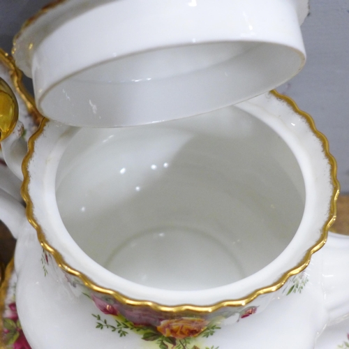 796 - A Royal Albert Old Country Roses six setting tea service plus sandwich plates, etc. **PLEASE NOTE TH... 