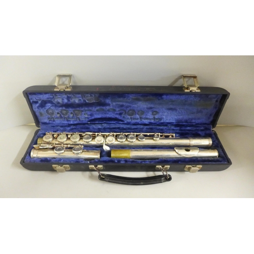 836 - A silver plated flute, Gemeinhardt, cased