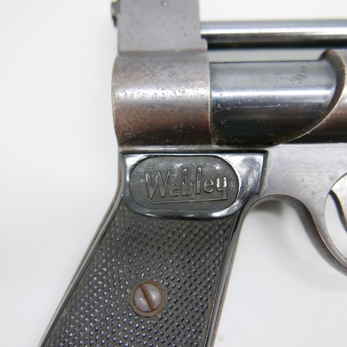 840 - A Webley Junior .177 target shooting air pistol