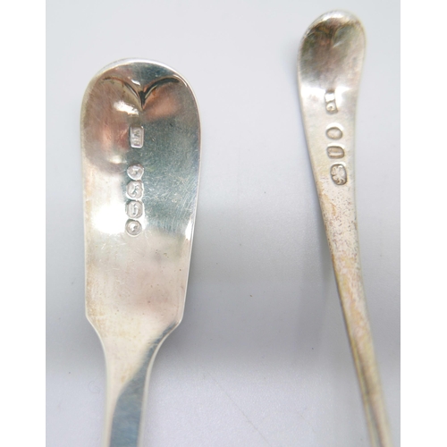 913 - Two silver sifter spoon and a silver ladle, 19th Century, 125g