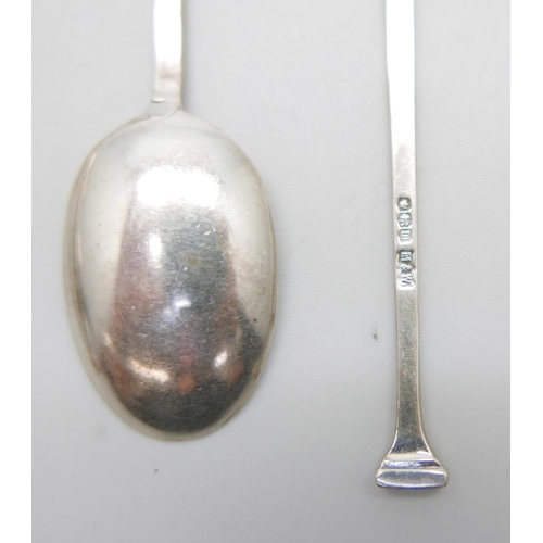 915 - Six silver coffee spoons, Sheffield 1904, 47g