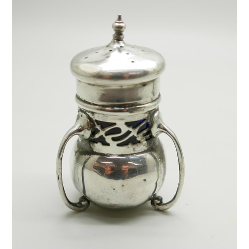 926 - An Arts and Crafts silver mustard and pepper, Birmingham 1905, weight including pepper liner 104g