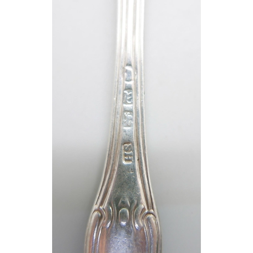 927 - Three silver Kings pattern spoons, London 1825, and three similar silver spoons, 196g