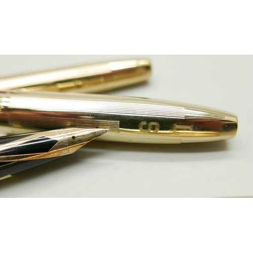 963 - A three piece Sheaffer's pen set, fountain pen with 14k gold nib, propelling pencil and ballpoint pe... 