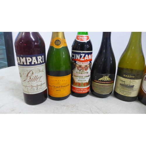 2079 - 8 assorted bottles of wine and spirits including; Veuve Clicquot Ponsardin Brut Champagne, Hardys Vo... 