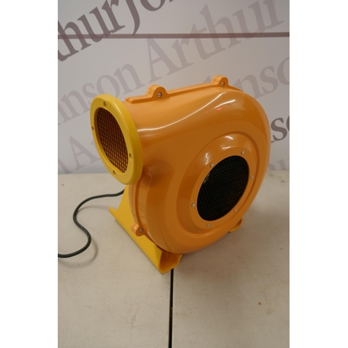 2389 - A Swiftech 240v inflatable blower - W