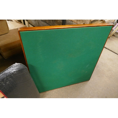 2392 - A 76cm x 76cm wooden card table with green felt top and folding legs and a Portapuzzle Deluxe 1000 p... 