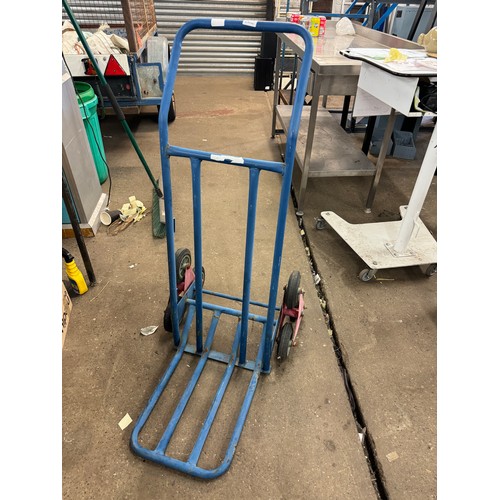 2317A - A metal stair climbing sack truck