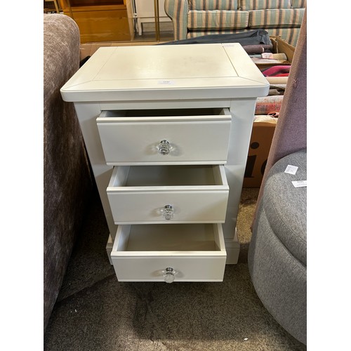 1530 - White painted bedside chest