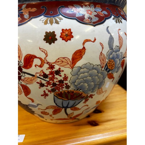 1543 - Oriental fishbowl