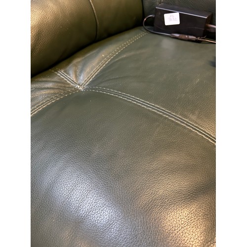 1546 - Green leather electric reclining sofa