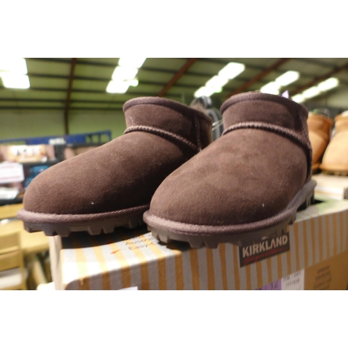 3082 - 2 Pairs of children's Kirkland Signature chocolate coloured Shearling boots - UK size C12 * this lot... 