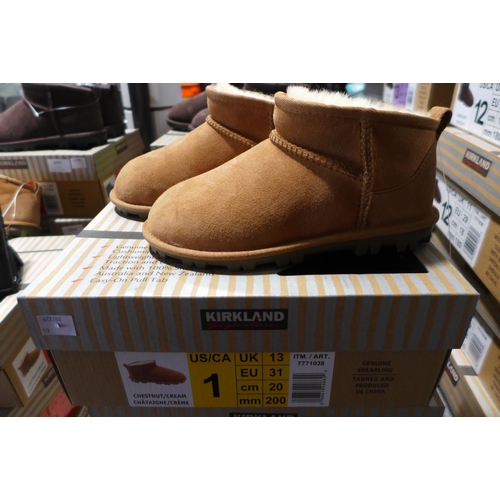 3092 - Pair of children's Kirkland Signature chestnut coloured Shearling boots - UK size C13 * this lot is ... 