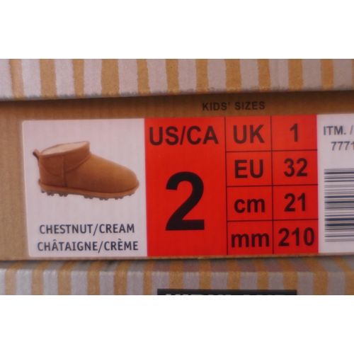 3100 - Pair of children's Kirkland Signature chestnut coloured Shearling boots - UK size C1 * this lot is s... 