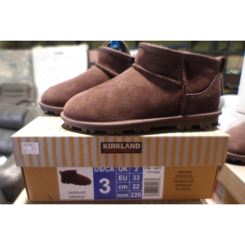 3103 - 2 Pairs of children's Kirkland Signature chocolate coloured Shearling boots - UK size C2 * this lot ... 