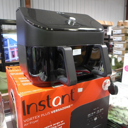 3135 - Instant Versazone 8-in-1 Air Fryer, Original RRP £137.49 + VAT (320-51) *This lot is subject to VAT