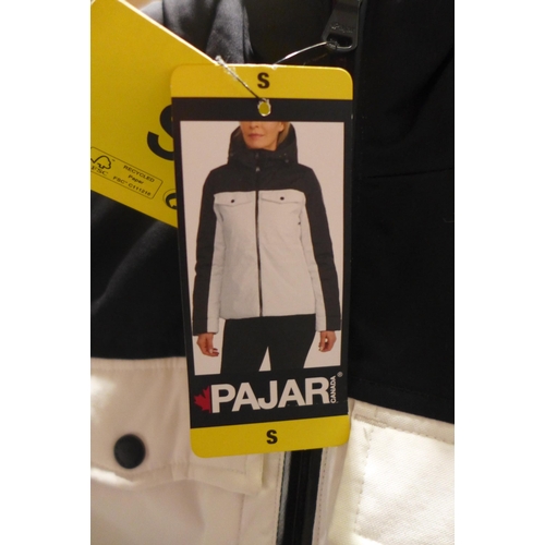 3247 - Women's Pajar Canada black and white hooded coat - size S * this lot is subject to VAT