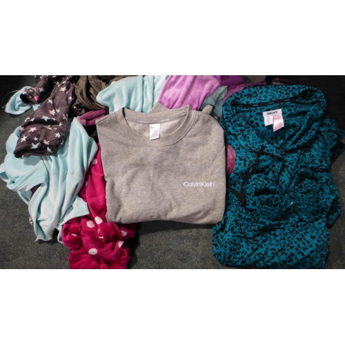 3251 - Assorted women's pyjamas and loungewear - various sizes/styles, etc. * this lot is subject to VAT