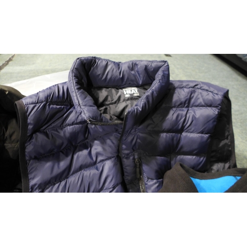 3253 - Assortment of men's jackets and jumpers - various sizes/styles, etc. * this lot is subject to VAT