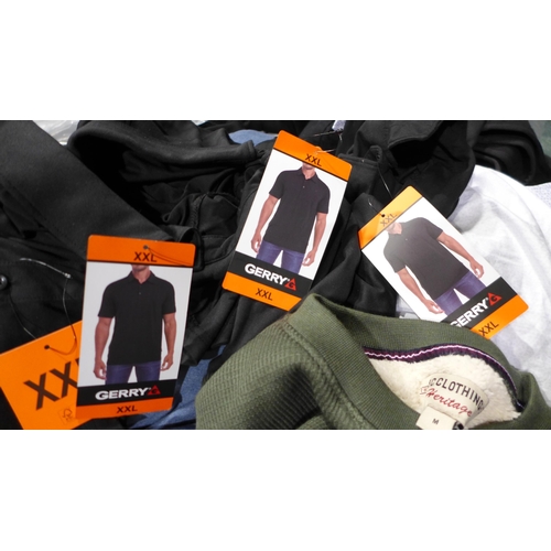 3256 - Assorted men's casual clothing - various sizes/styles * this lot is subject to VAT