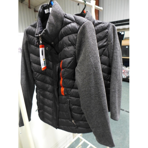 3265 - Two women's 32° Heat grey jackets - mixed size  * this lot is subject to VAT