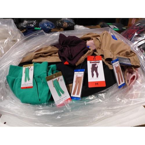 3270 - Assorted women's trousers - various sizes/styles, etc. * this lot is subject to VAT