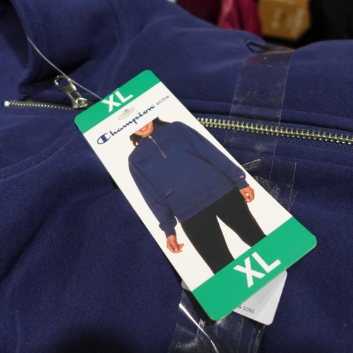 3291 - Women's two piece blue Champion Elite XL Tracksuit * this lot is subject to VAT