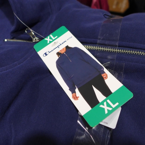 3295 - Women's two piece blue Champion Elite XL Tracksuit * this lot is subject to VAT