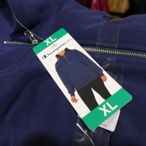 3298 - Women's two piece blue Champion Elite XL Tracksuit * this lot is subject to VAT