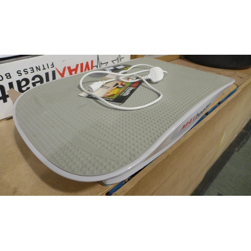 3361 - Maxhealth Fitness Board with Remote ( No Box), Original RRP £499.91 + VAT (318-95/901) *This lot is ... 