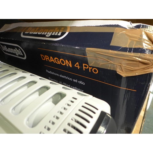 3369 - Dragon 4 Pro Delonghi Oil Filled Radiator - Model Trdx41025E  (320-133) *This lot is subject to VAT