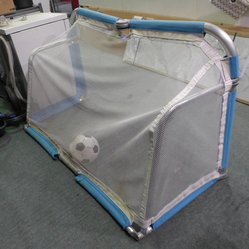 3432 - Samba Aluminium Small Folding Goal, Original RRP £154.16 + VAT (320-45) *This lot is subject to VAT