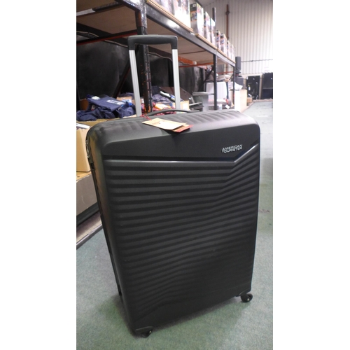 3437 - American Tourister Jetdriver Large Black Spinner Hardside Suitcase (320-8) *This lot is subject to V... 